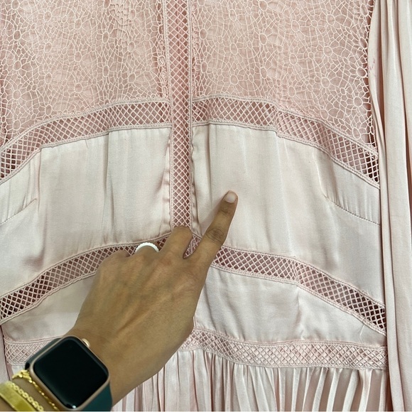 Bardot Women's Long Sleeves Satin Olivia Crochet Lace Minidress sz 10/L - Picture 14 of 16